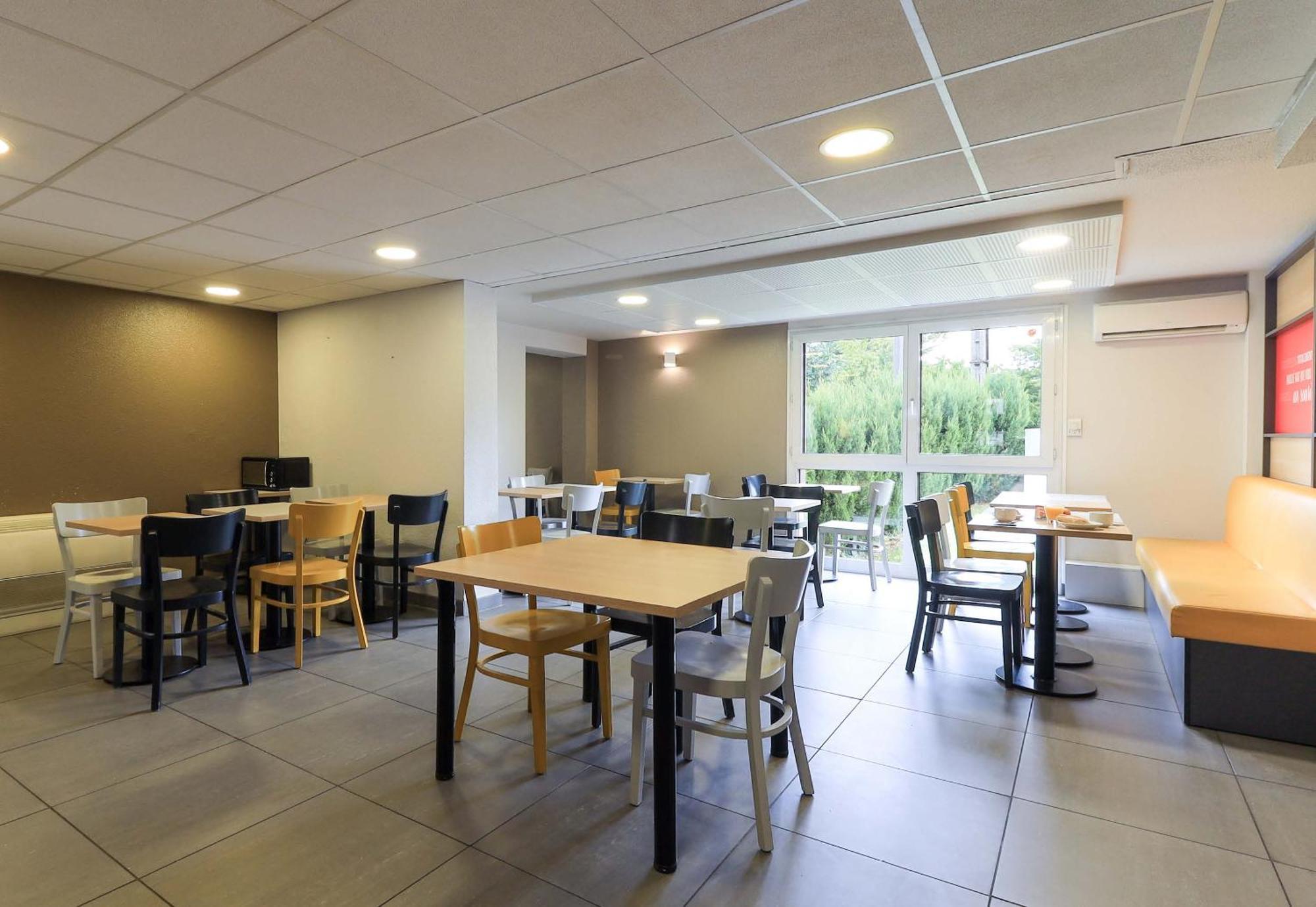 Chalon-sur-saone Sud Hotel 2*